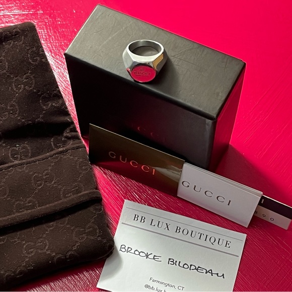 RARE GUCCI 925 Sterling Silver Signet size 5.5 Authentic- full set w/ box, pouch - Picture 7 of 16